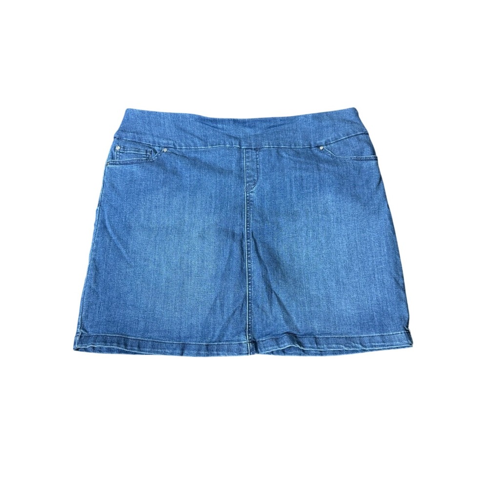 Women's Denim Skort in Medium Blue - Versatile Casual Staple